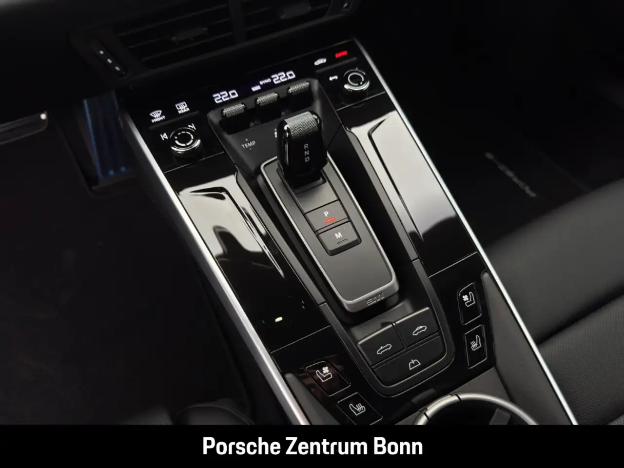 Porsche 992 911 15