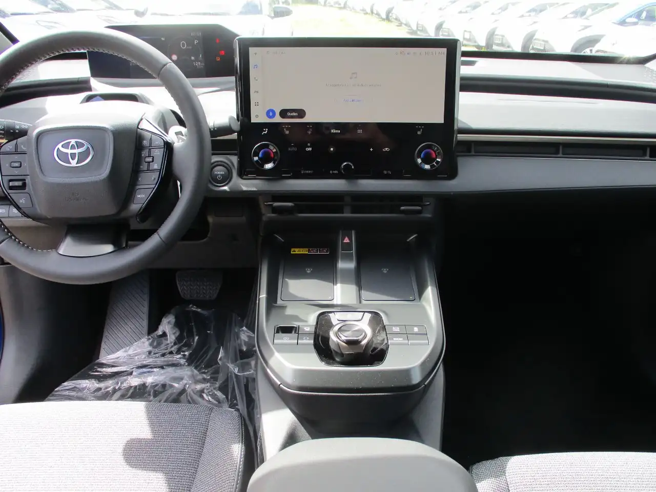 Toyota bZ4X 8