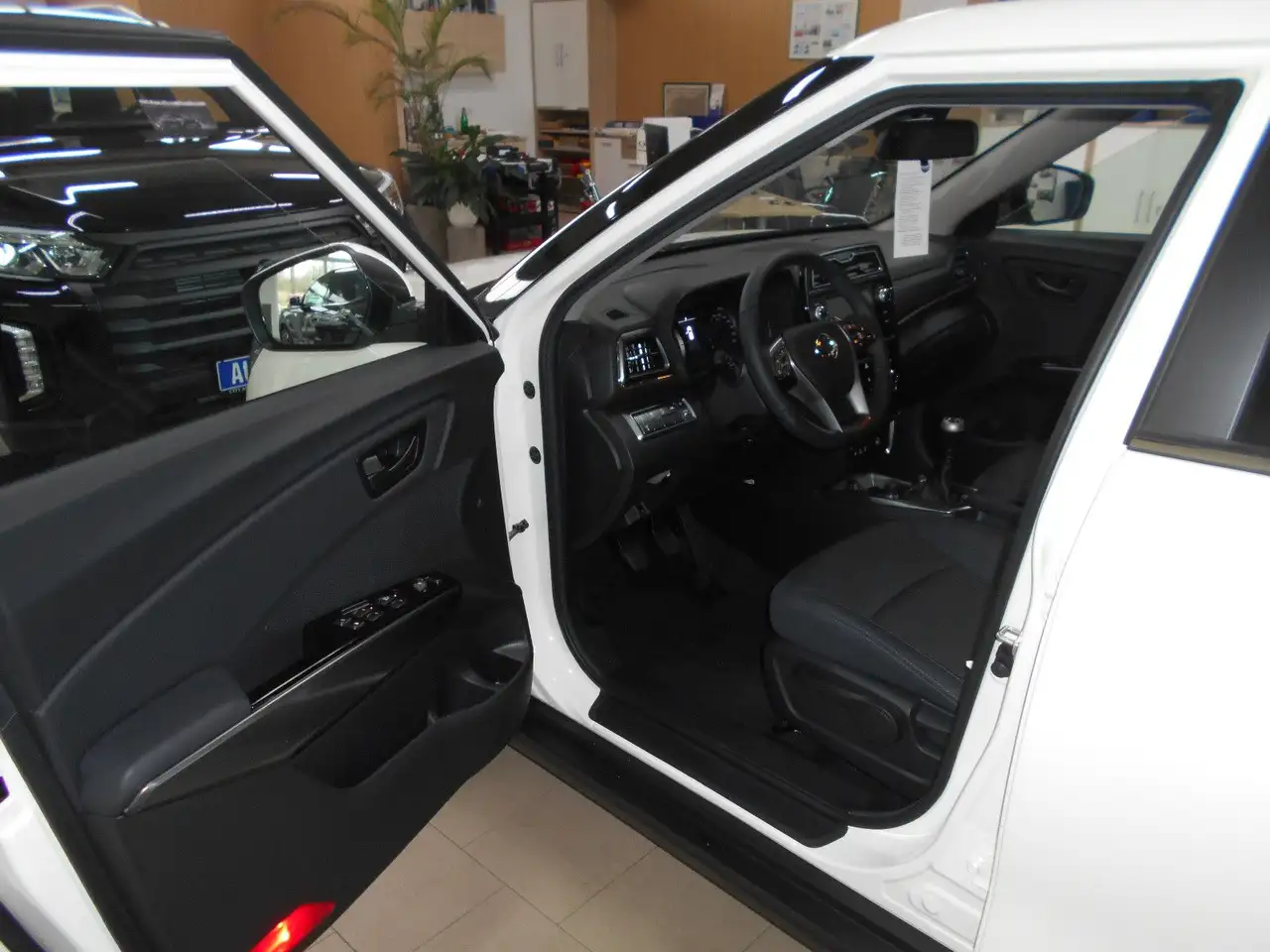 SsangYong Tivoli TIVOLI 5
