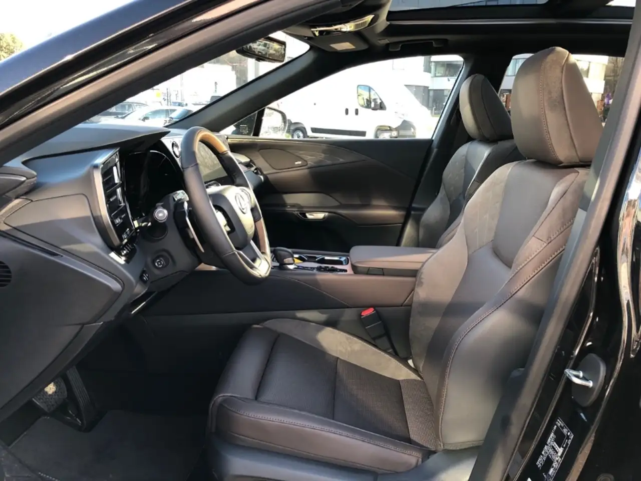 Lexus RX 14