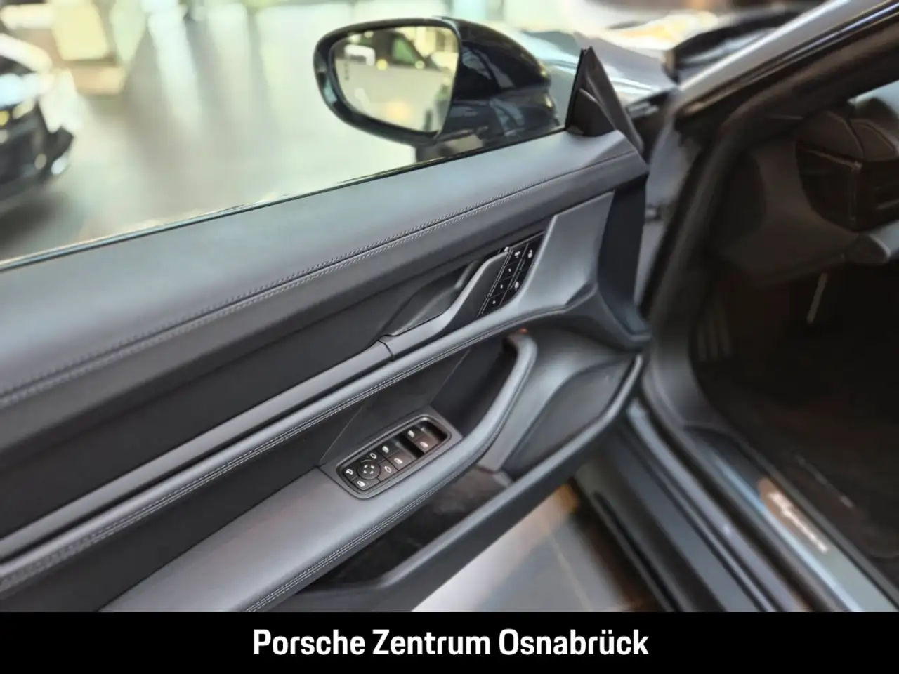Porsche Taycan 5