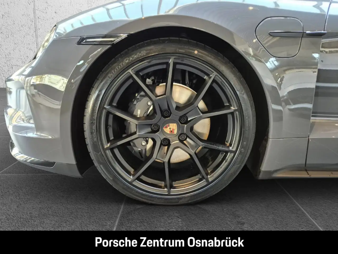 Porsche Taycan 11