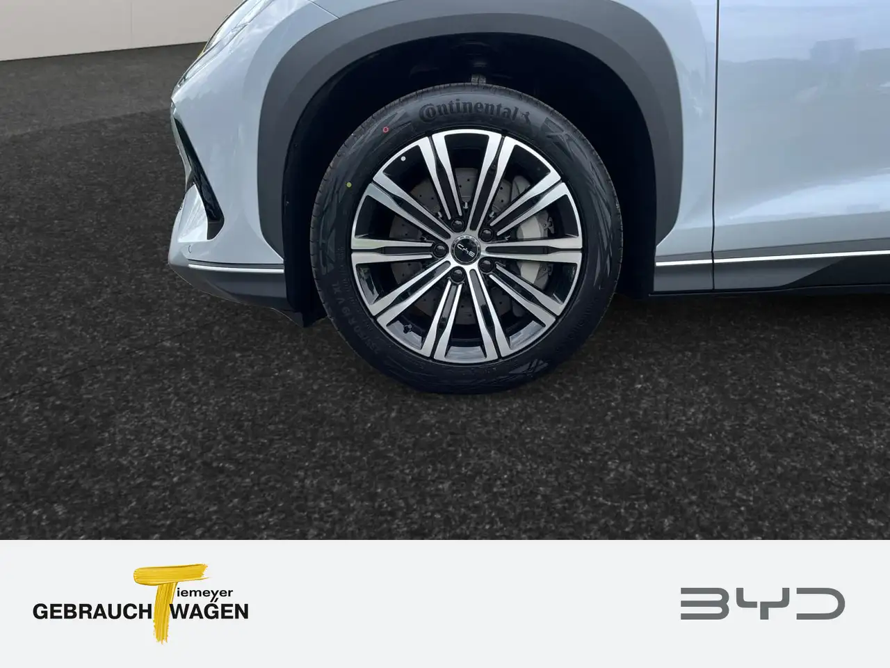 BYD Sealion 7 9