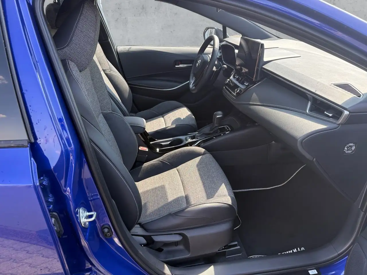 Toyota Corolla 13