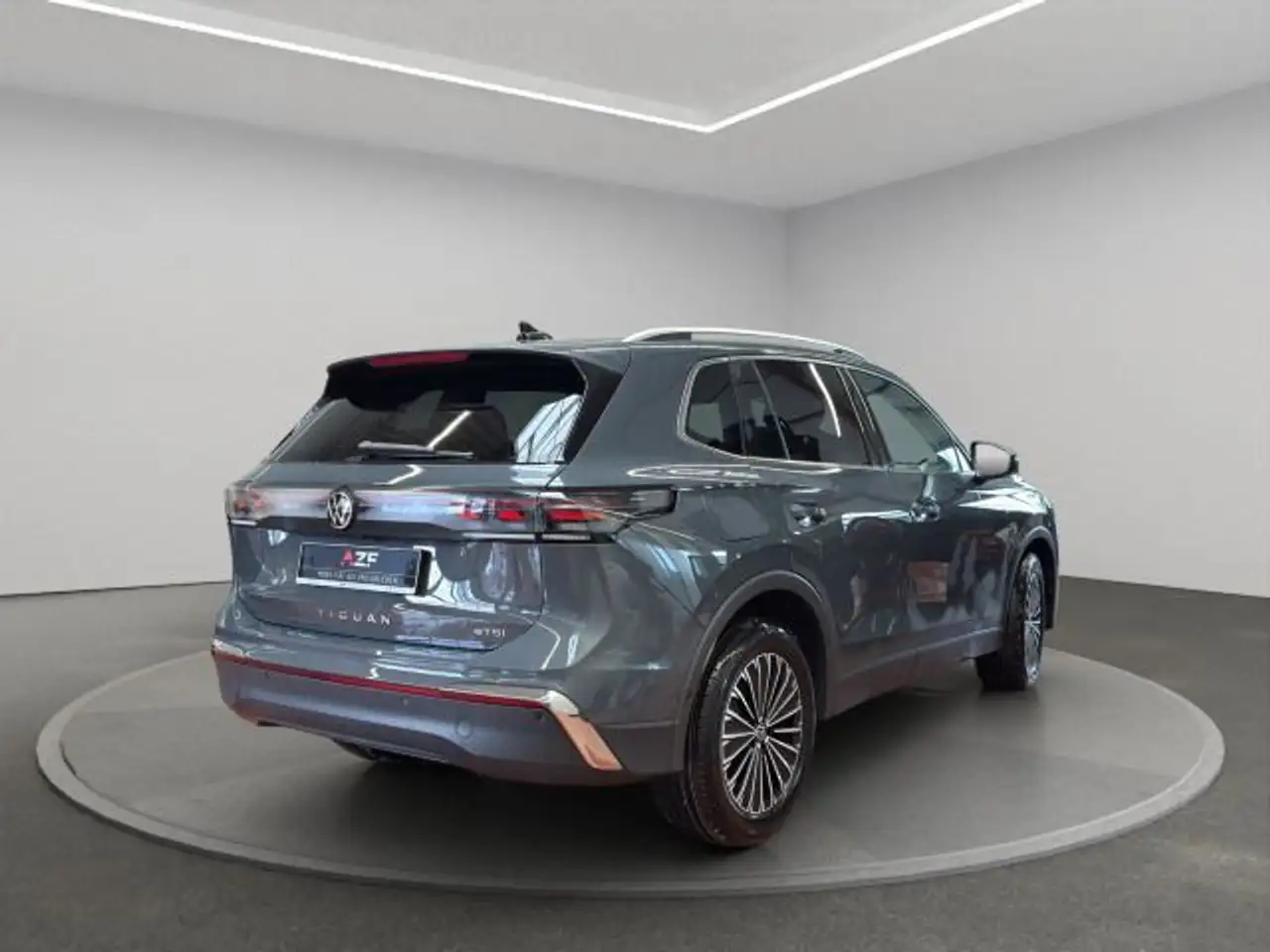 Volkswagen Tiguan 4