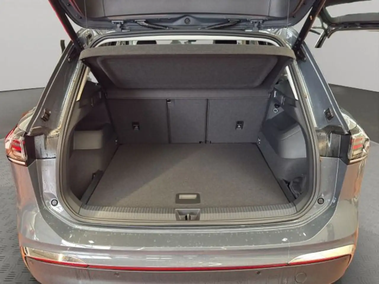 Volkswagen Tiguan 16
