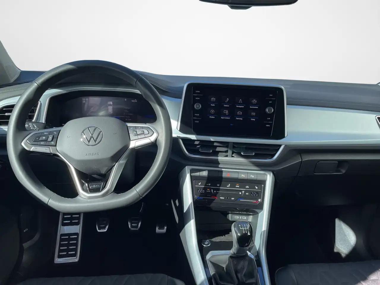 Volkswagen T-Roc 9