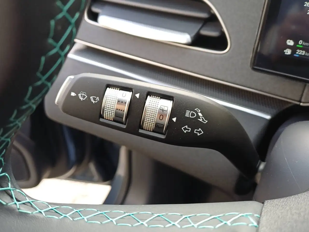 BYD Seal 6 11