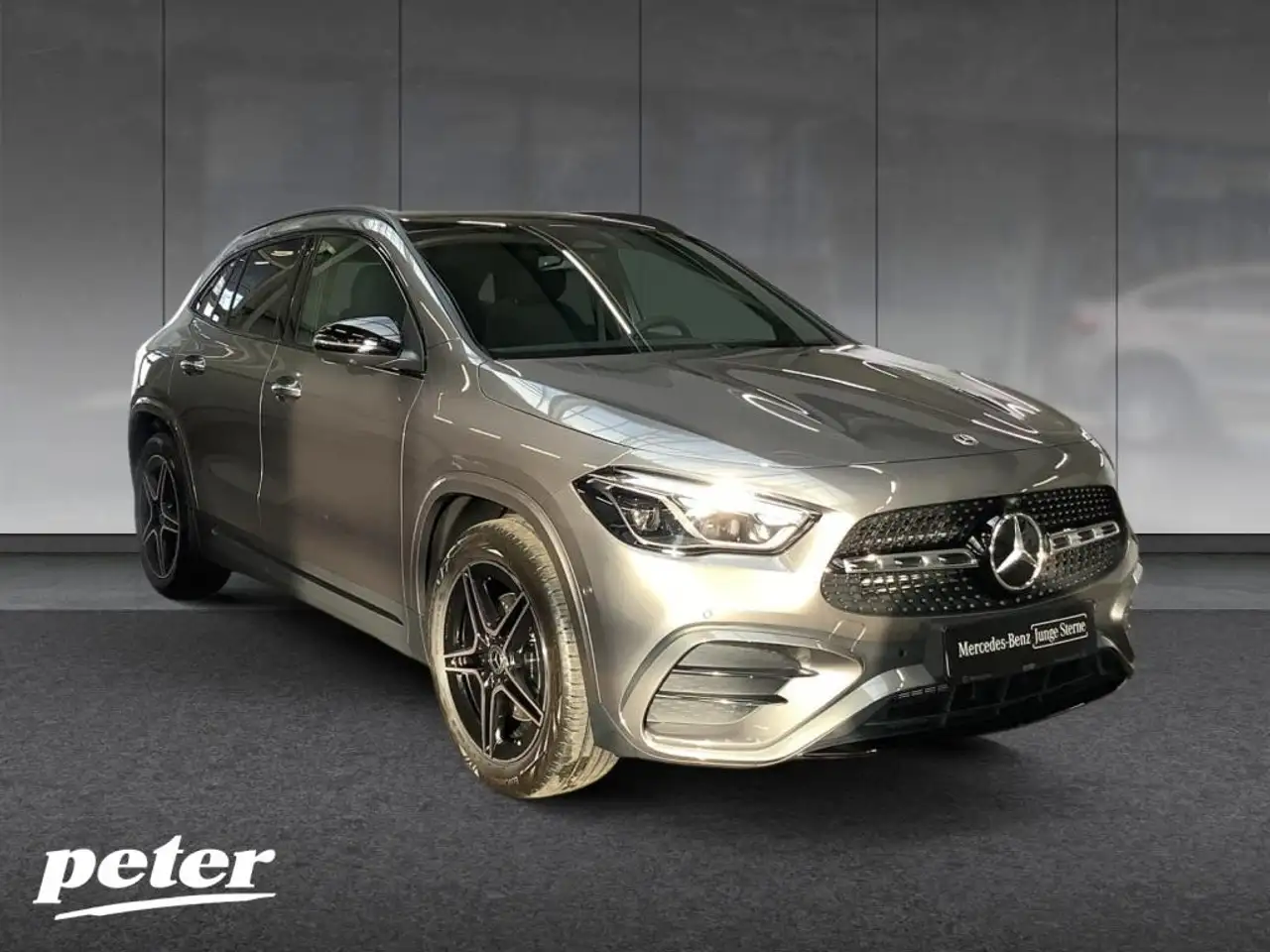 Mercedes-Benz GLA 200 3