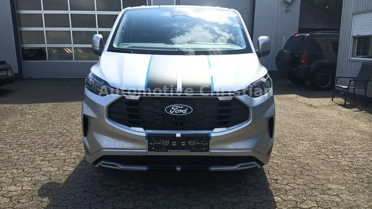 Ford Transit 7
