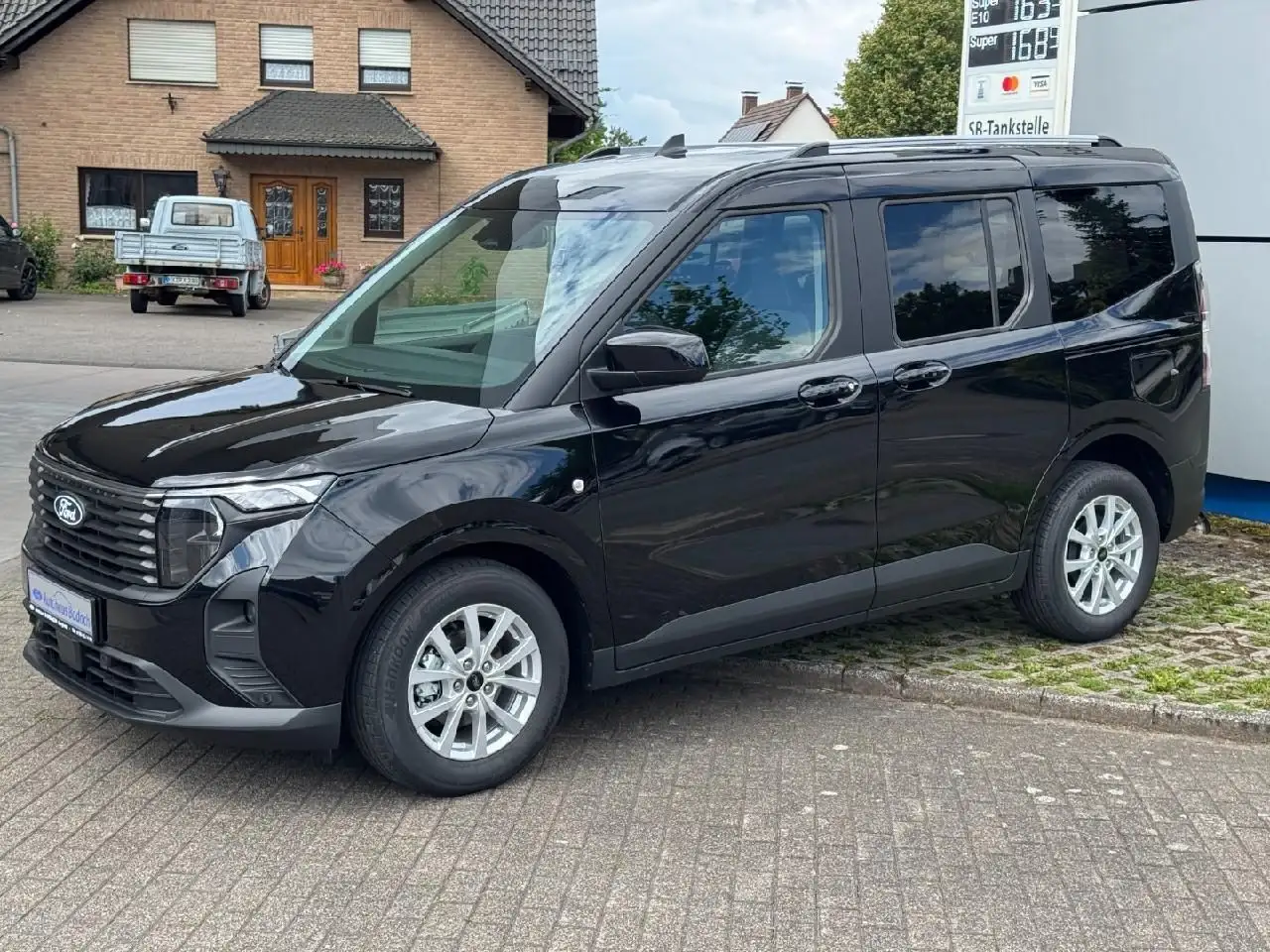Ford Tourneo 3