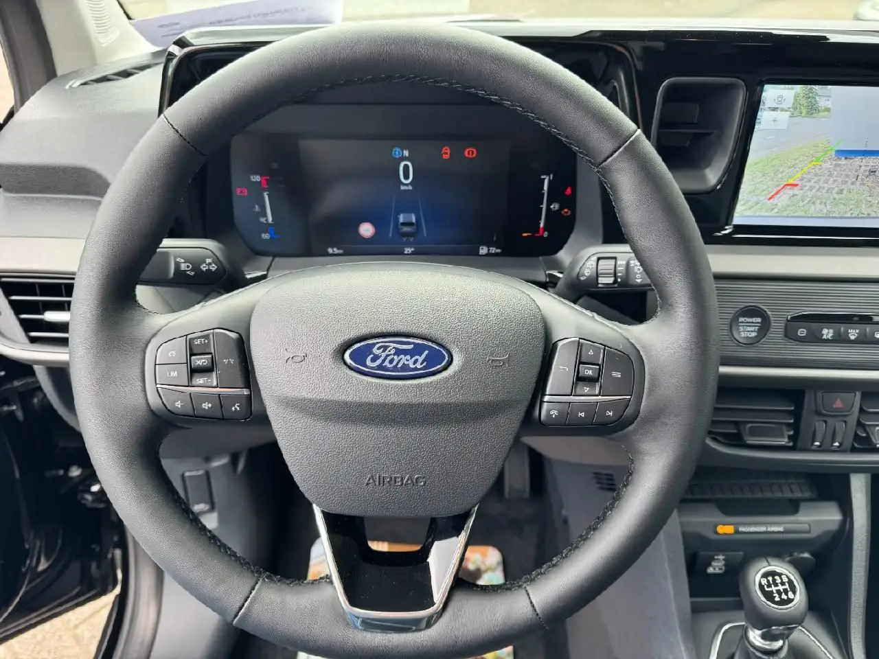 Ford Tourneo 10