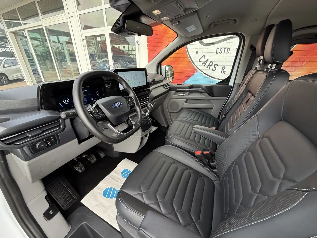 Ford Tourneo 12