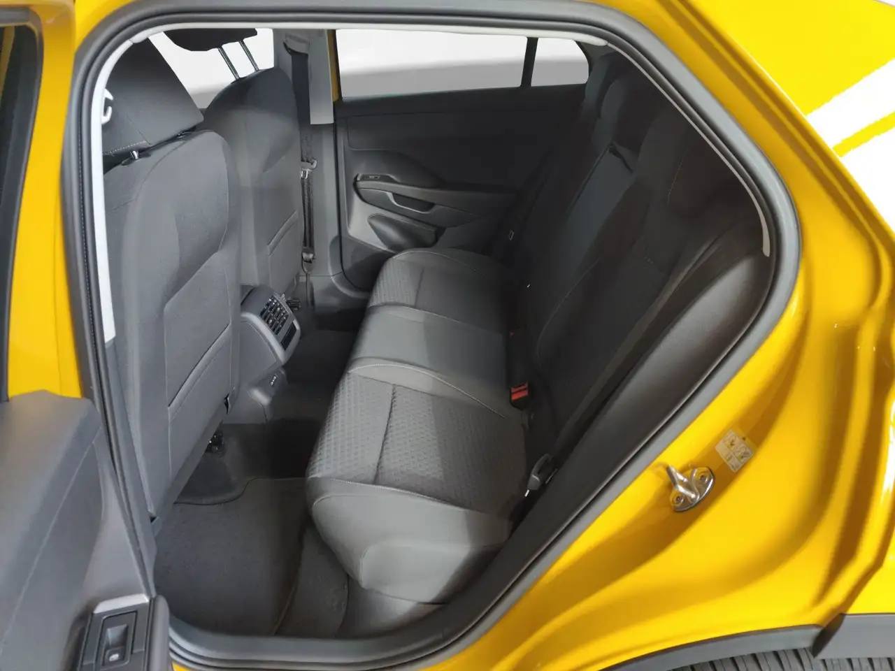 Volkswagen T-Roc 5