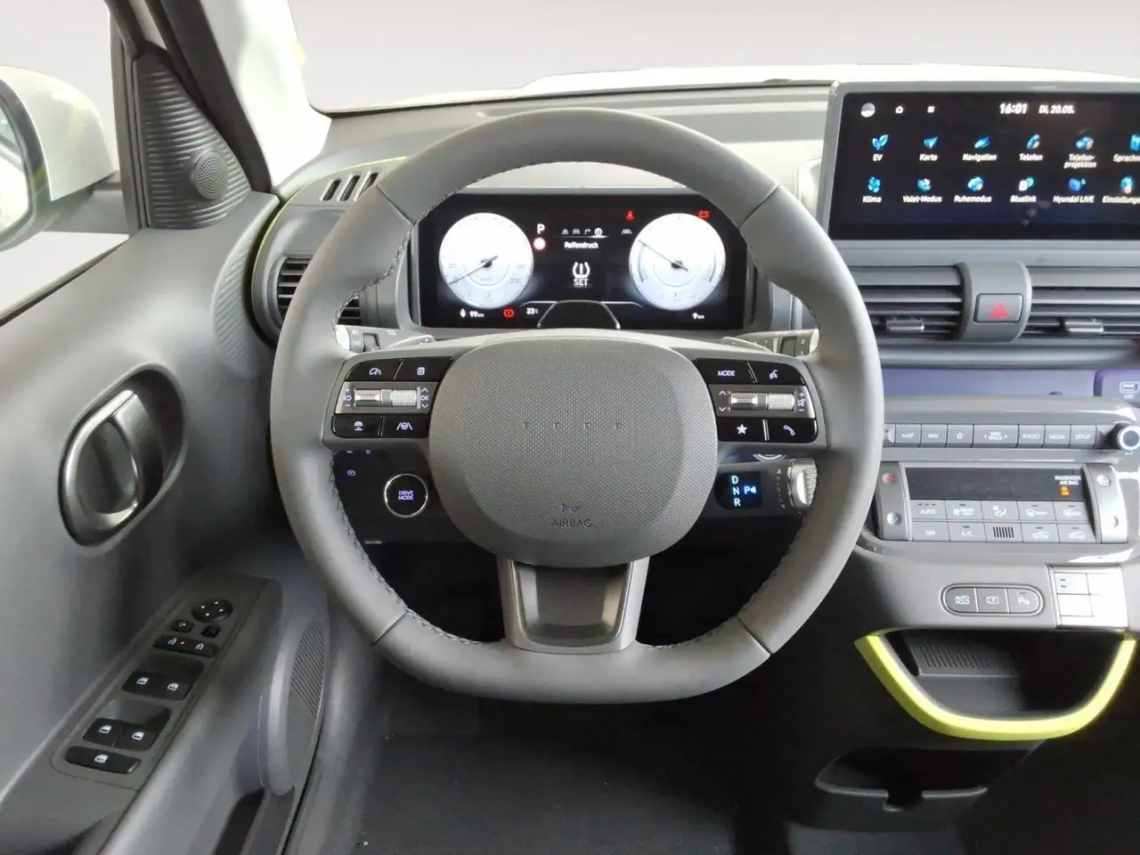Hyundai Inster 12