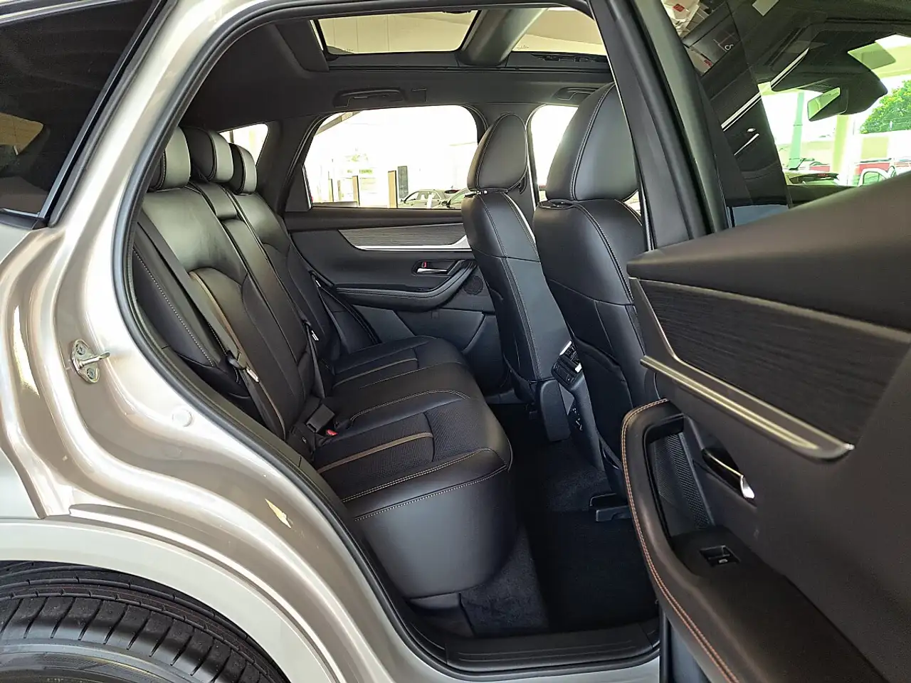 Mazda CX-60 8