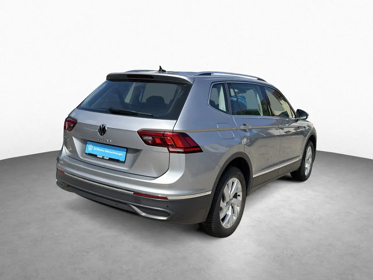Volkswagen Tiguan 5