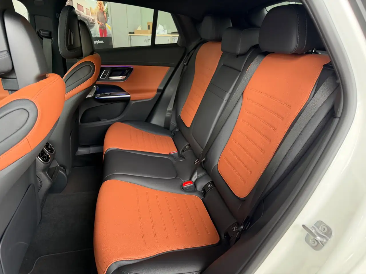 Mercedes-Benz GLC 200 10