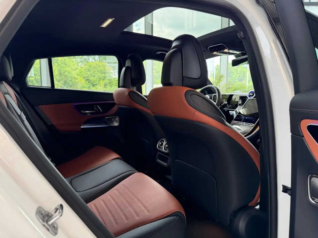 Mercedes-Benz GLC 200 12