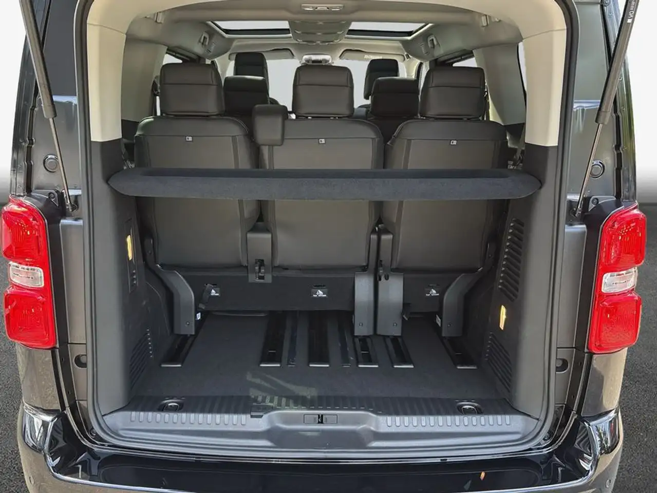 Toyota Proace 8