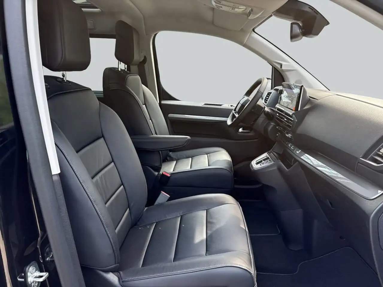 Toyota Proace 12