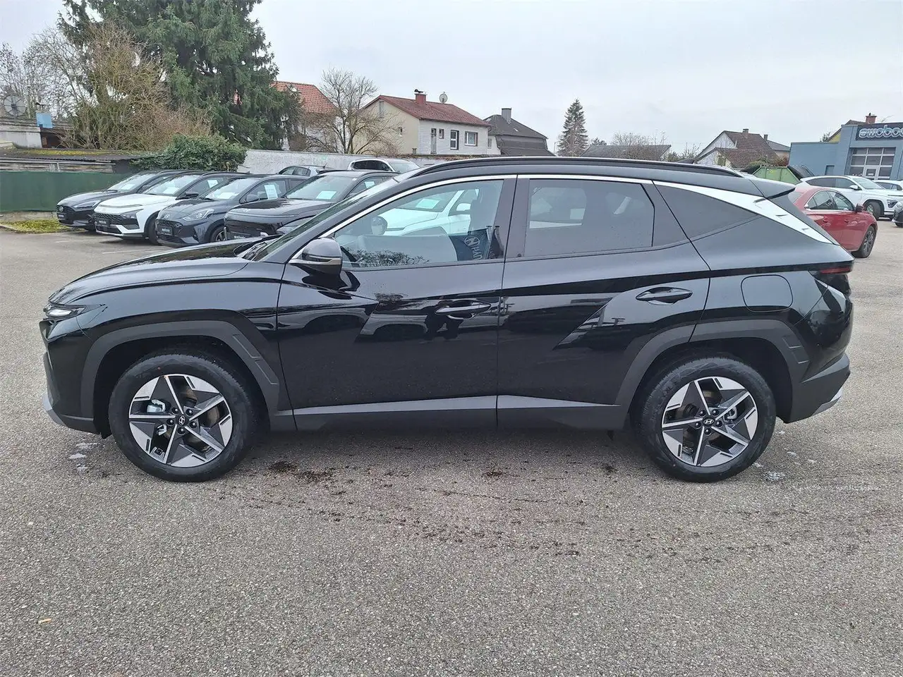 Hyundai TUCSON 4