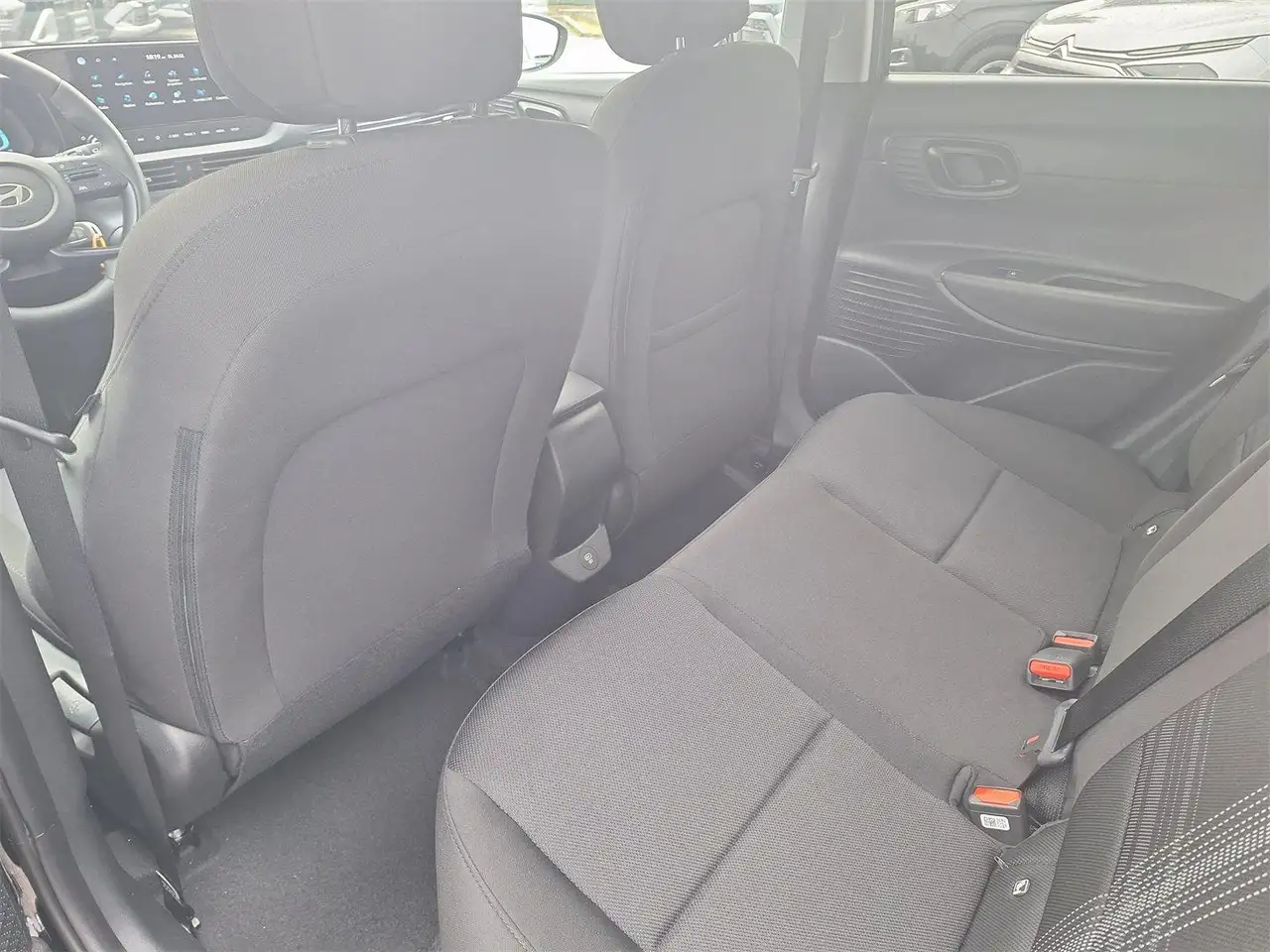Hyundai i20 8