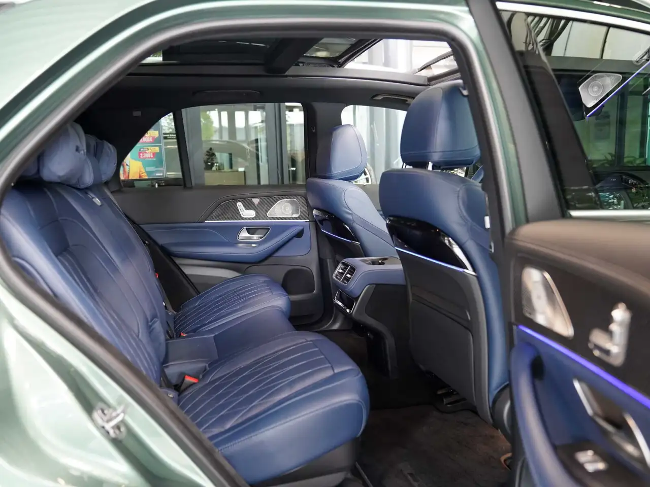 Mercedes-Benz GLE 63 12