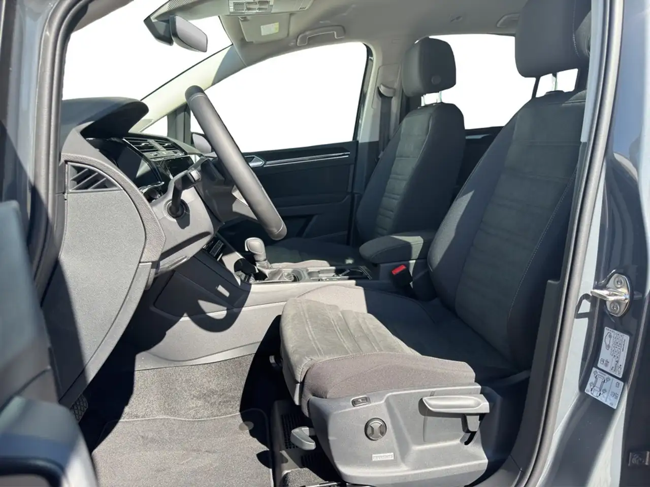 Volkswagen Touran 11
