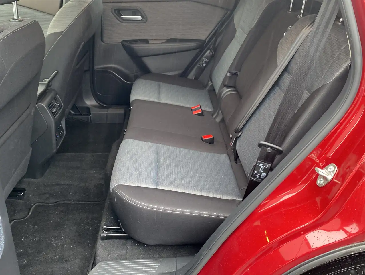 Nissan X-Trail 7