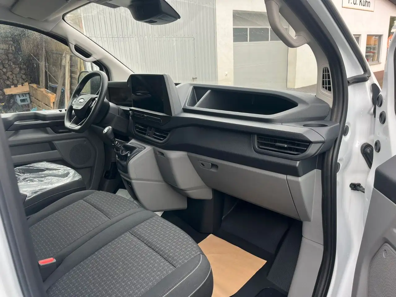 Ford Transit 11