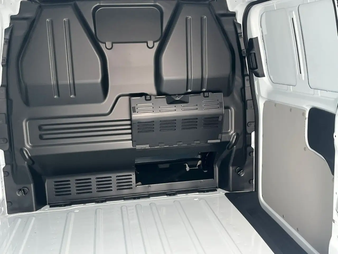 Ford Transit 12
