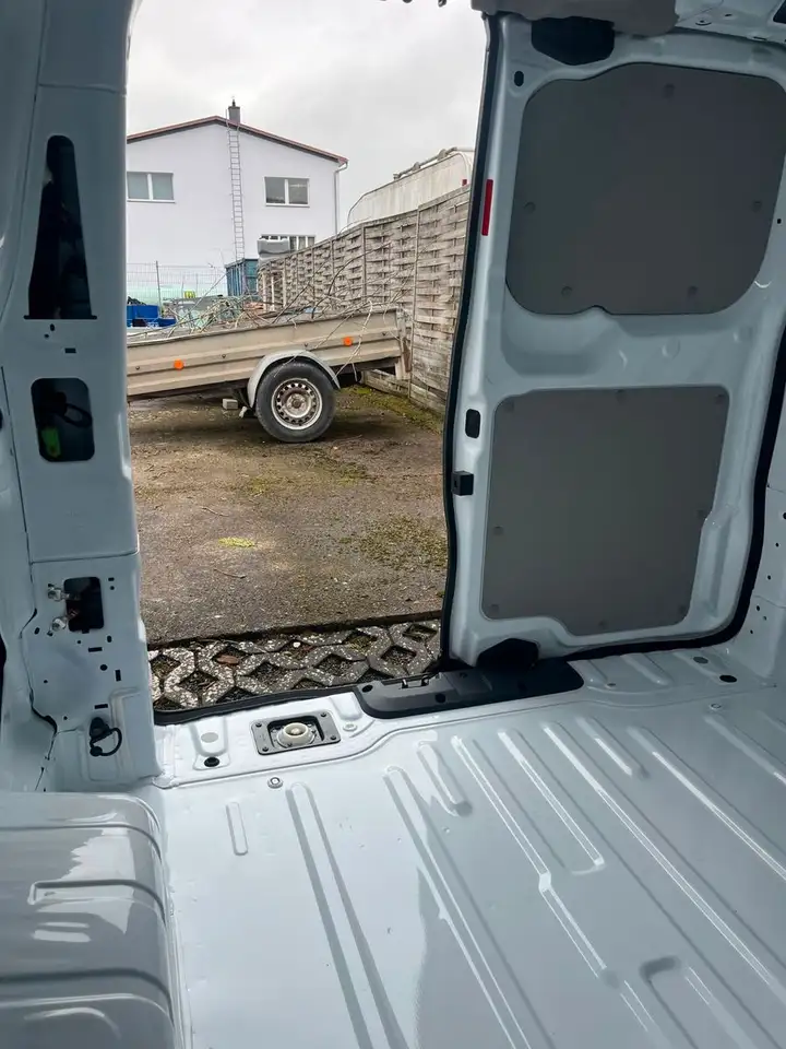 Ford Transit 14