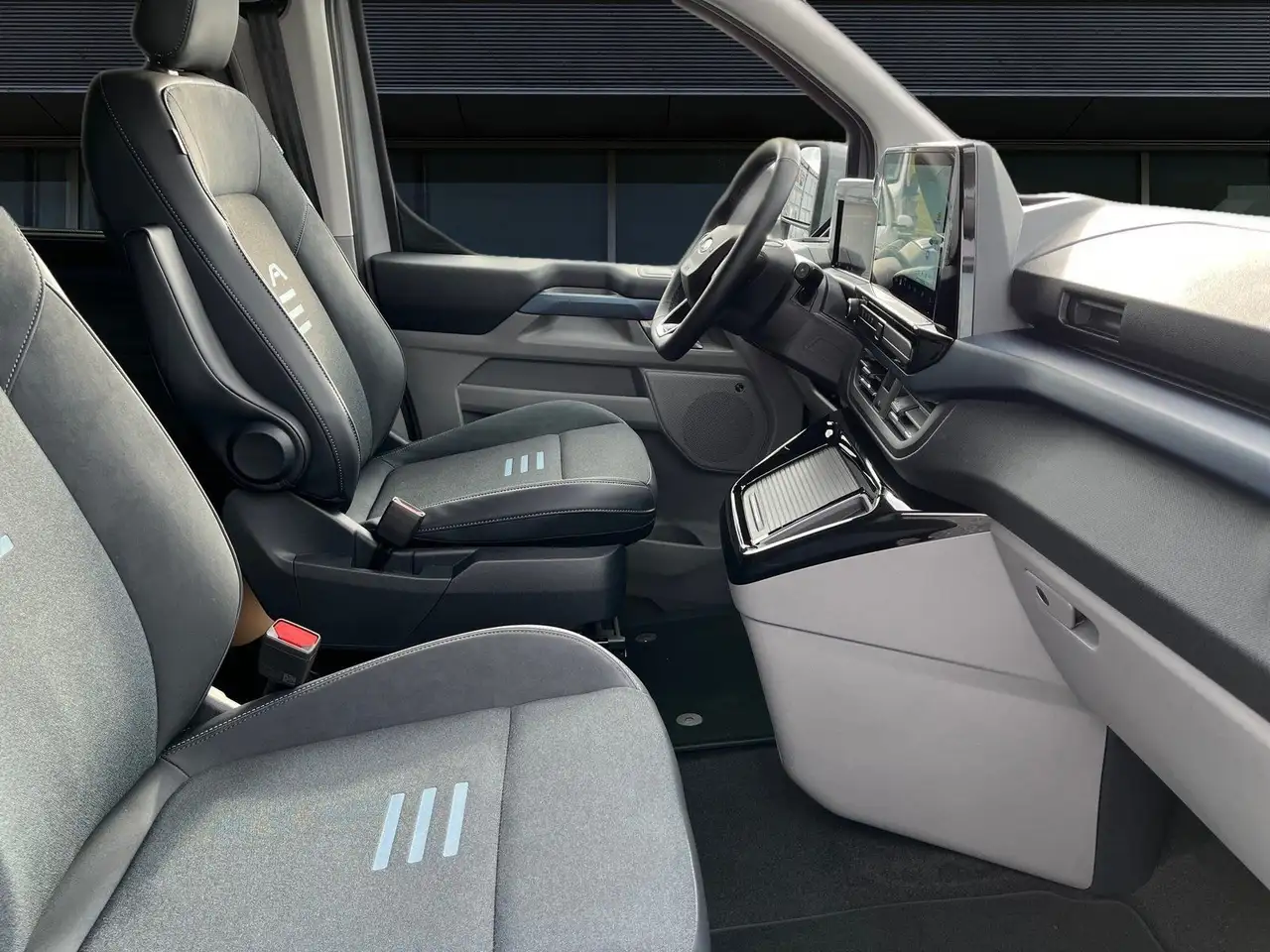 Ford Tourneo 12