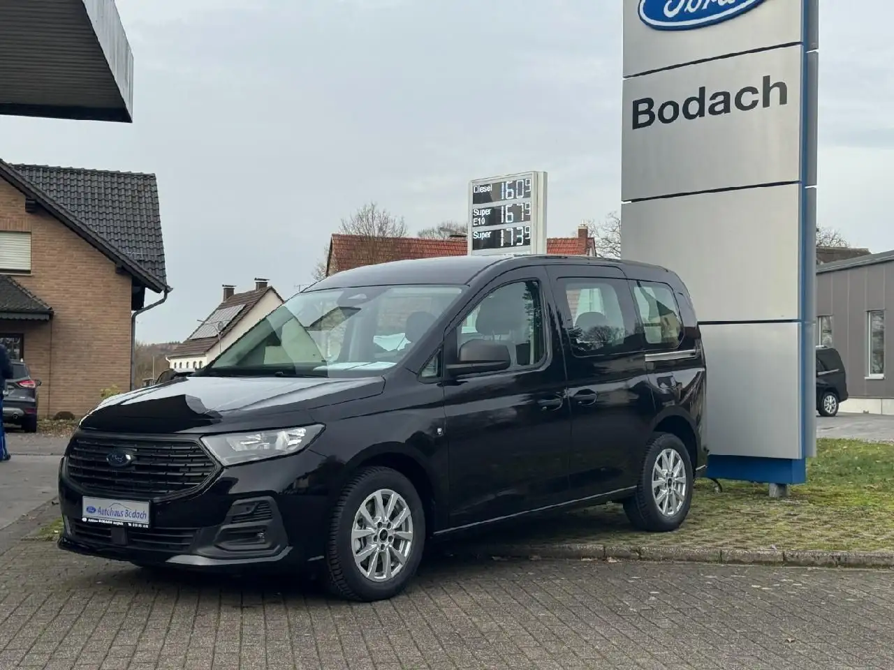 Ford Tourneo 2