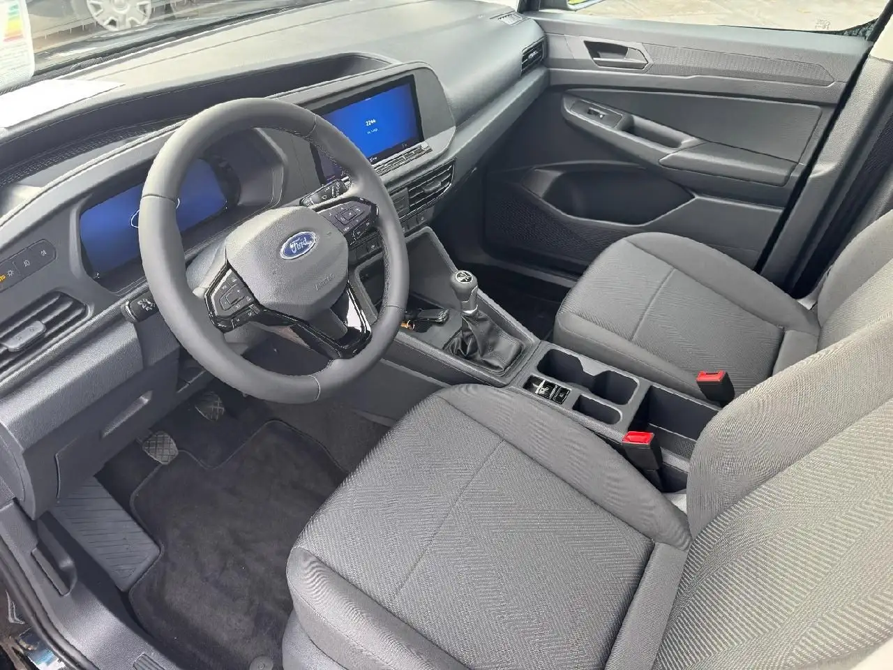 Ford Tourneo 7