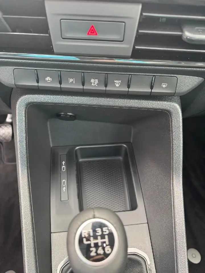 Ford Tourneo 12