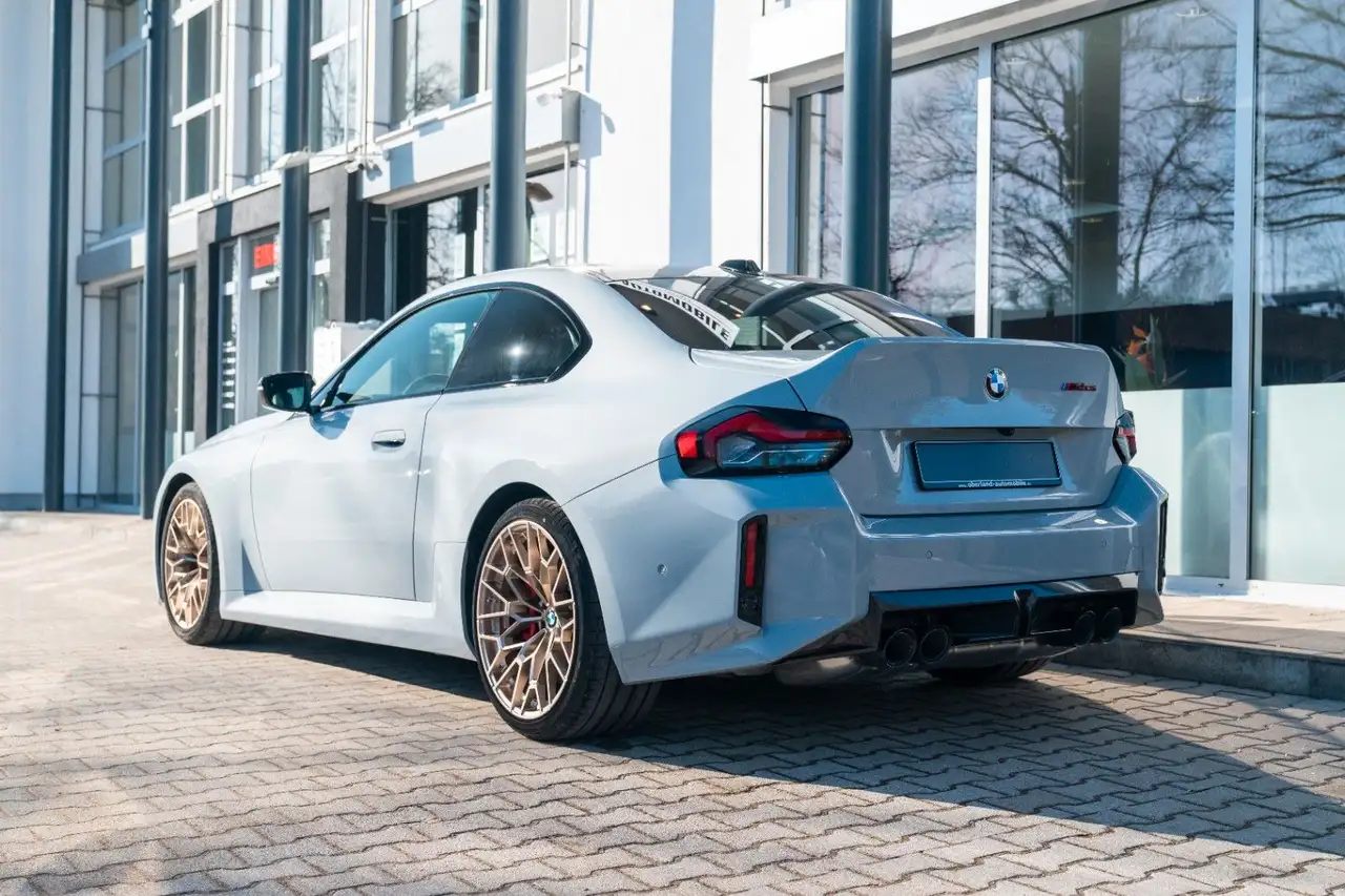 BMW M2 7