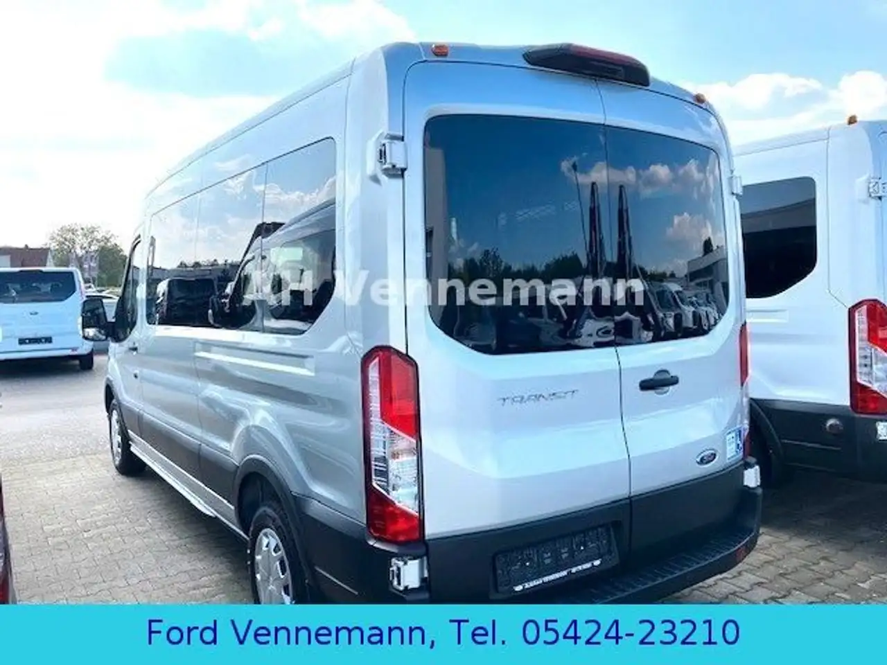Ford Transit 350 2