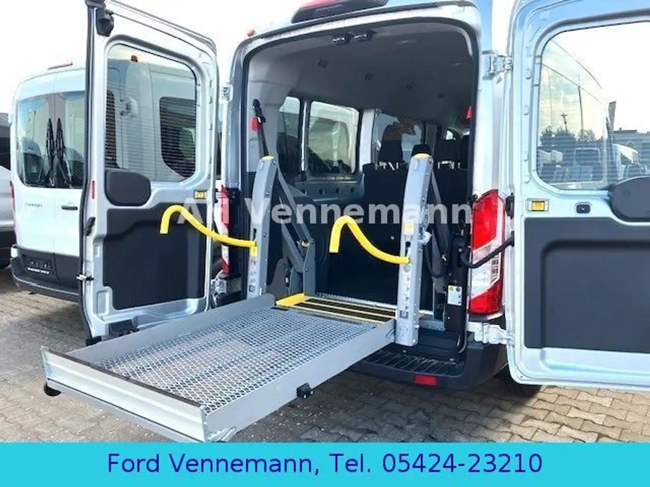Ford Transit 350 5