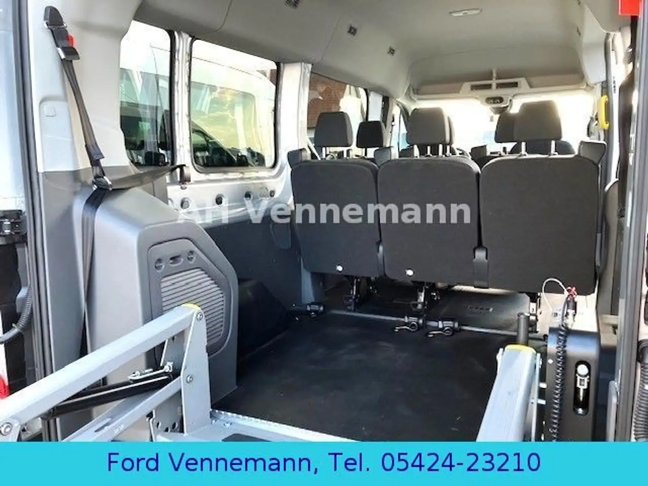 Ford Transit 350 9