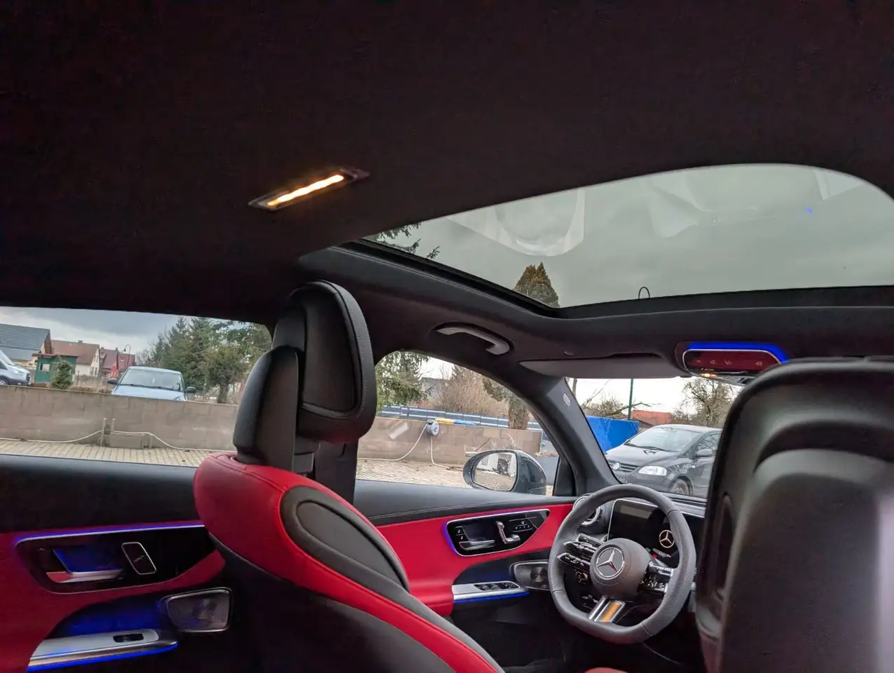 Mercedes-Benz GLC 300 11