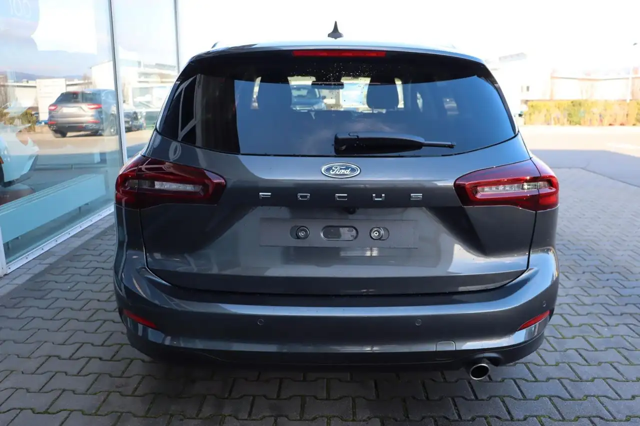 Ford Focus 8