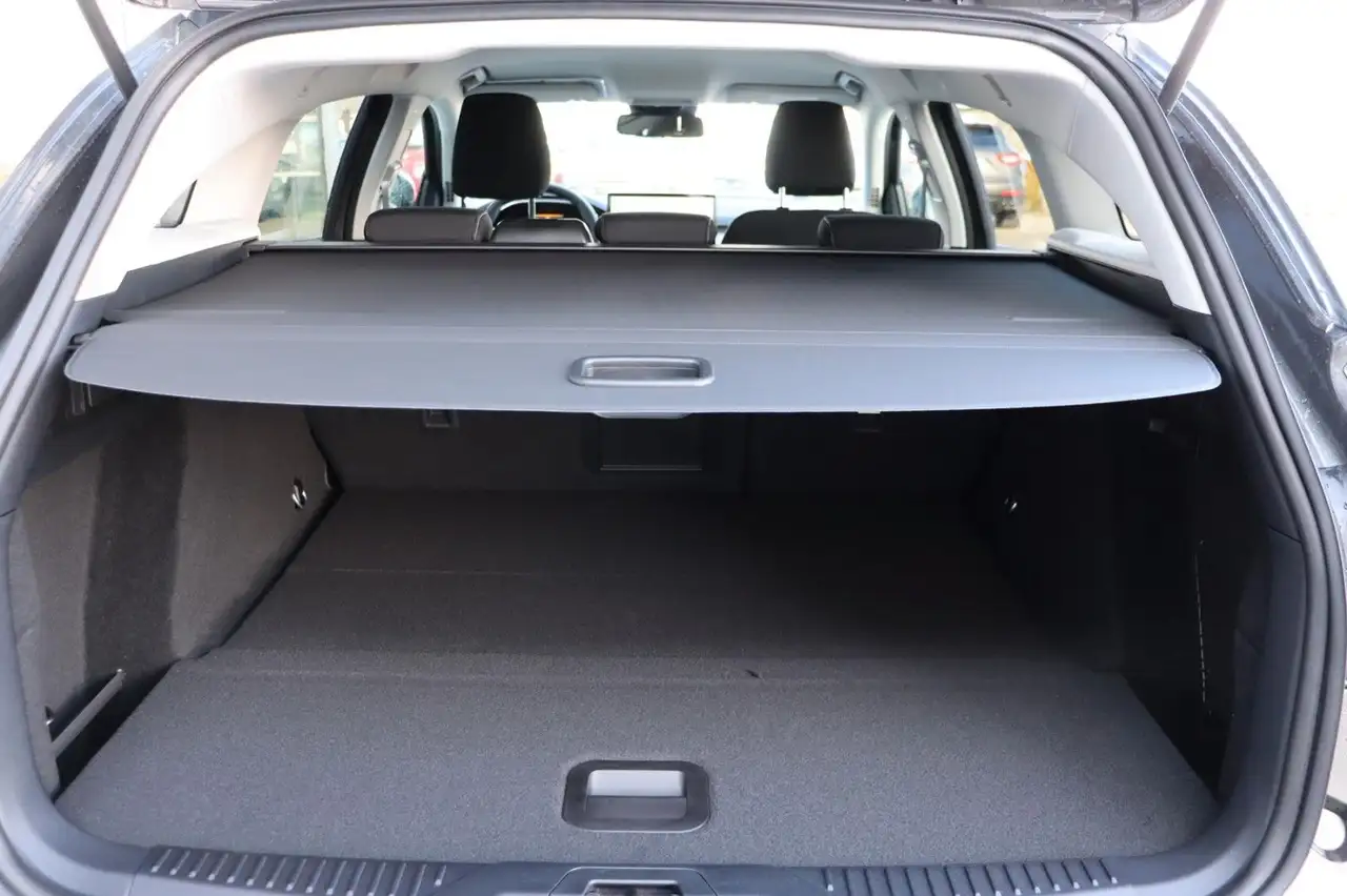Ford Focus 9