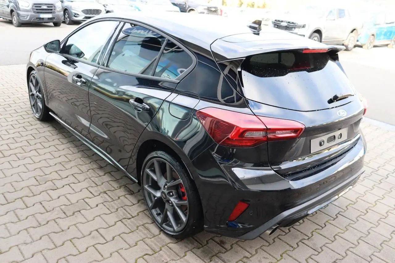Ford Focus 7