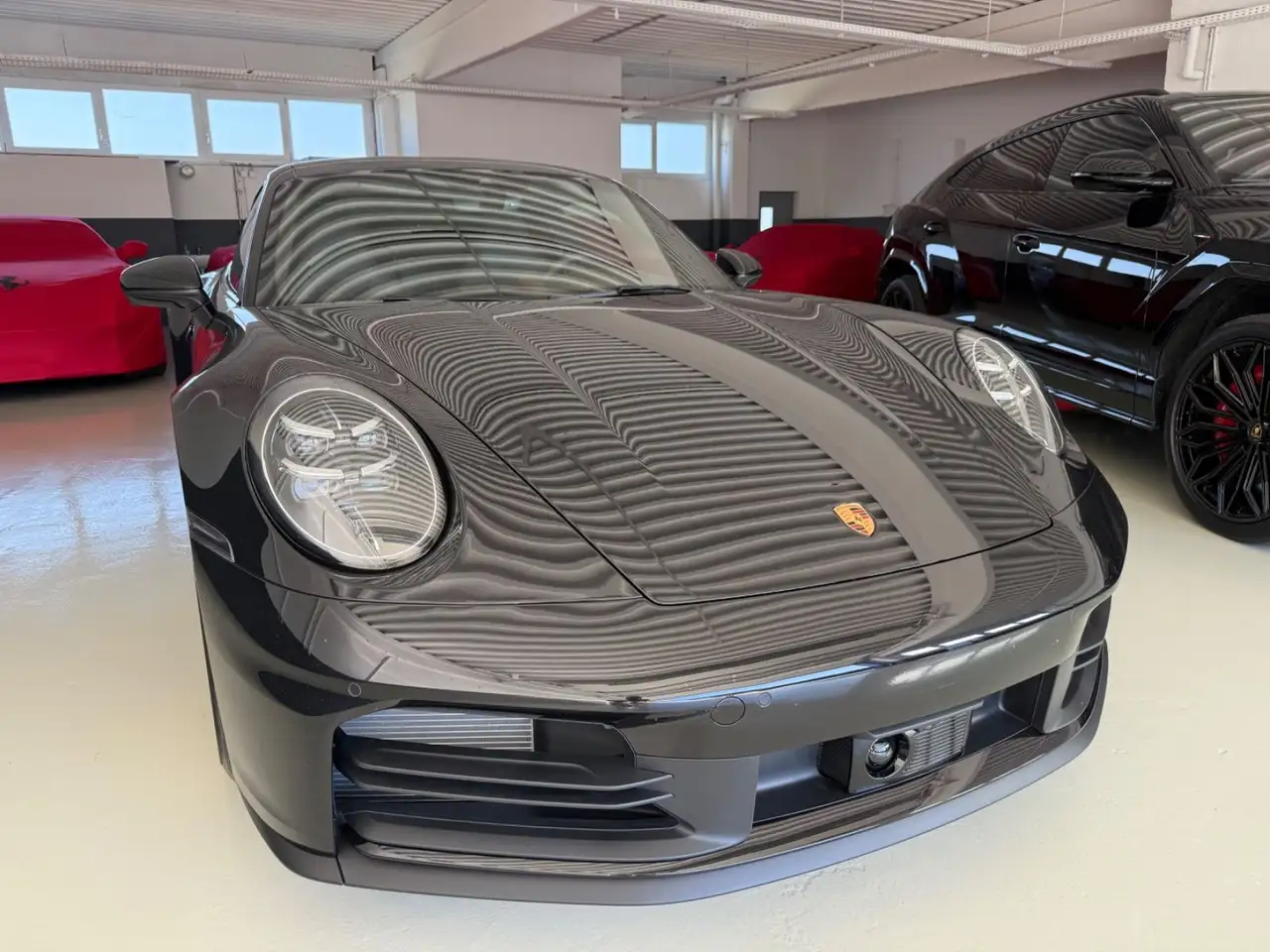 Porsche 992 911 4