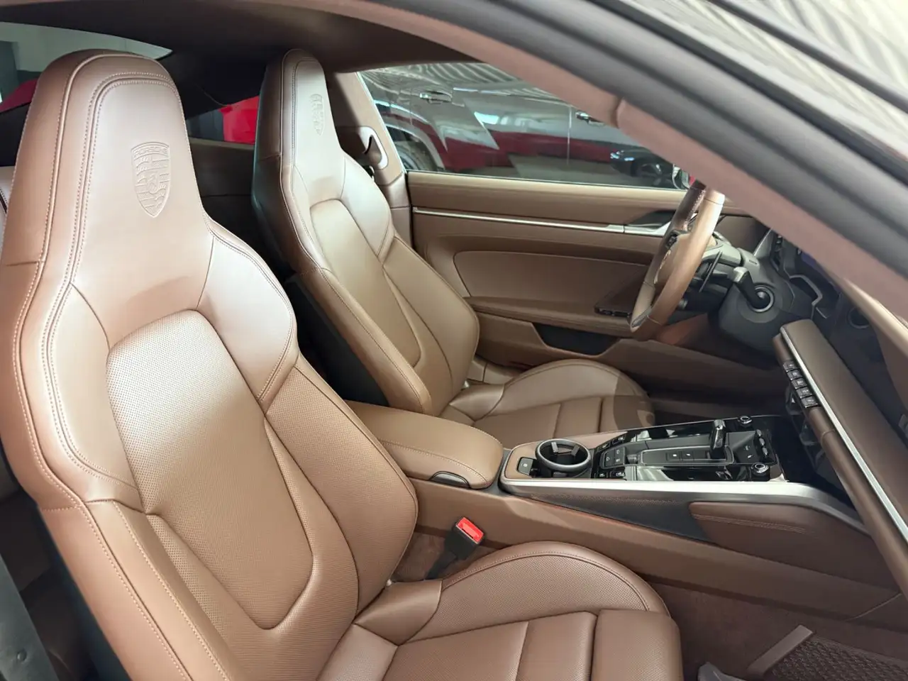 Porsche 992 911 10