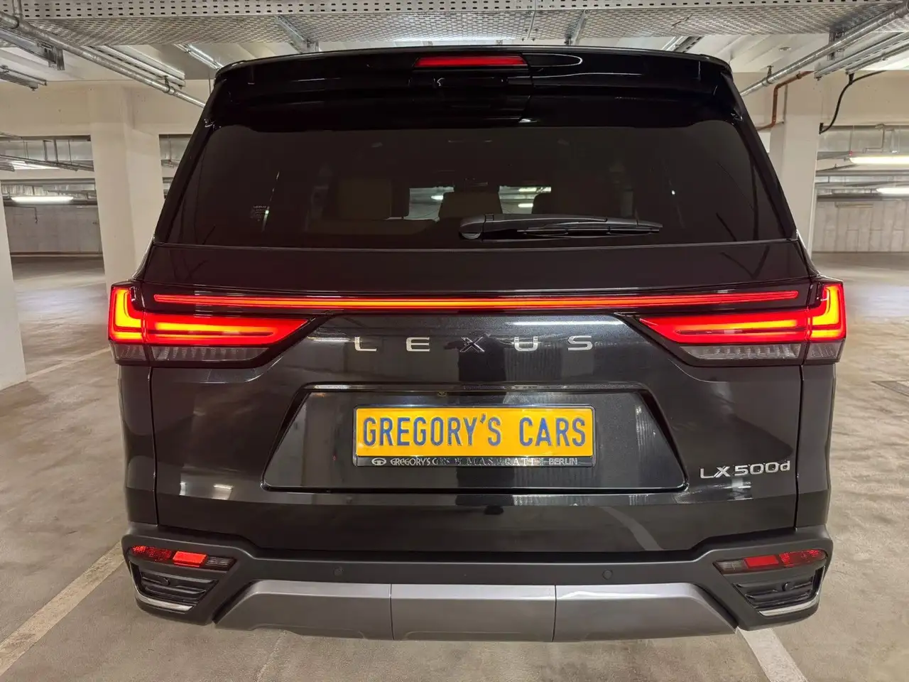 Lexus Inny 3