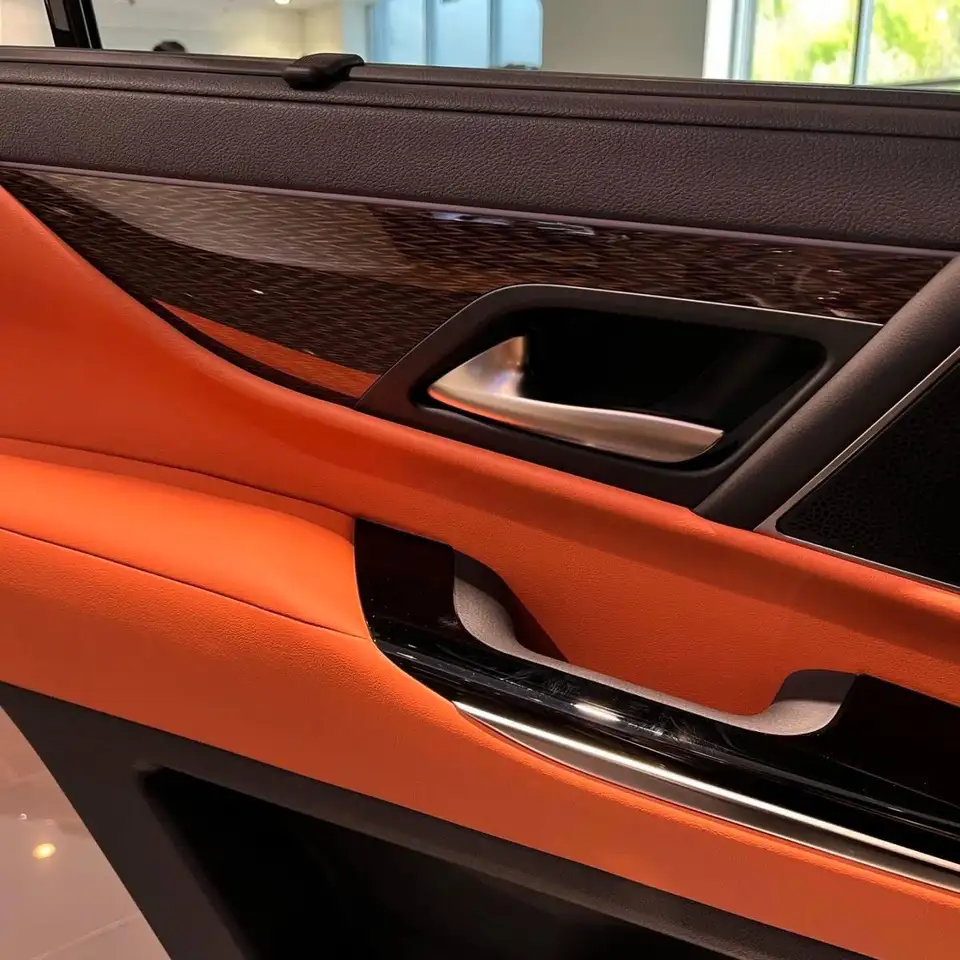 Lexus Inny 11