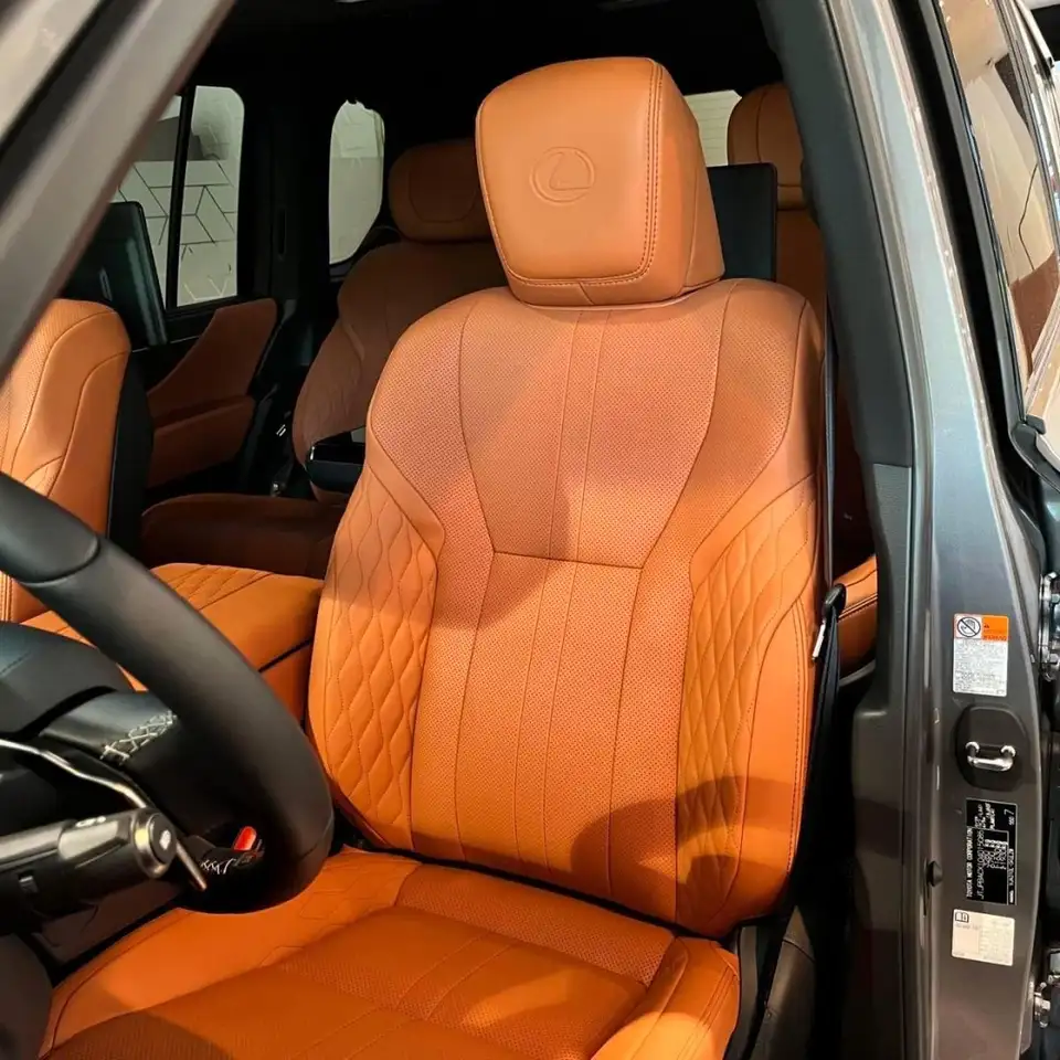 Lexus Inny 12